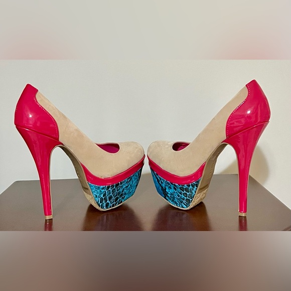 NWOT Dollhouse 5.5 in platform heels. 6.5. Suede/patent leather/faux snakeskin. - Picture 3 of 13